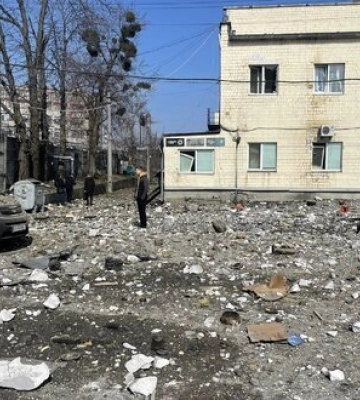 Ракетна атака на Київ: уламками пошкоджена кіностудія Pronto Film. ФОТОрепортаж