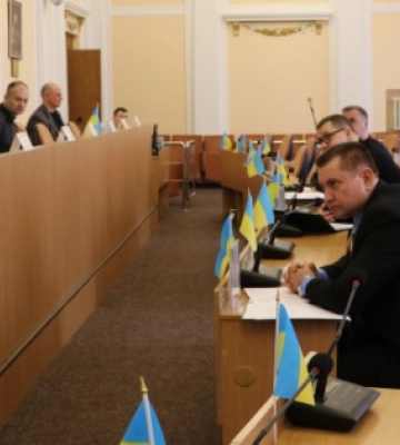 На виплату матеріальної допомоги полтавцям виділили майже 2 млн грн