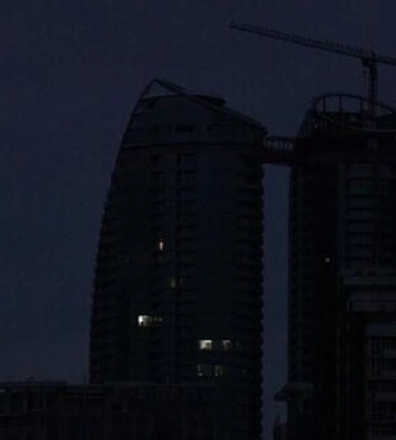У Хмельницькій області після серії вибухів зникло світло