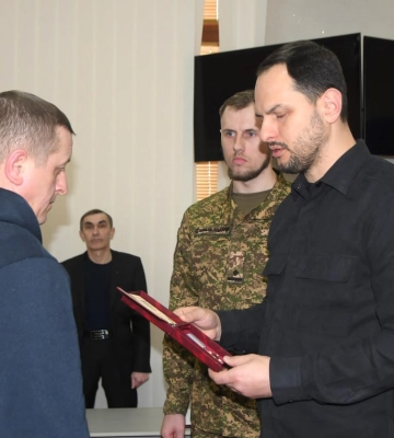 Родини загиблих нацгвардійців із Рівненщини отримали ордени від начальника Рівненської ОВА
