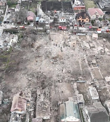 По Запоріжжю вдарили 12 ракет, пошкоджено півтори сотні будинків