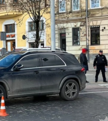 Минулої доби у Львові внаслідок двох ДТП постраждали двоє пішоходів, - поліція. ФОТО
