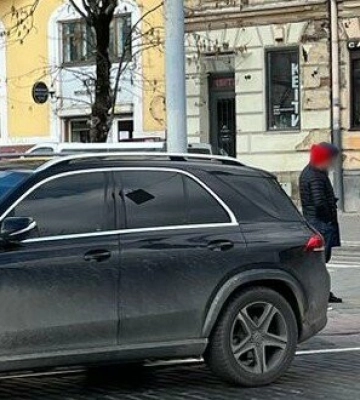 Минулої доби у Львові внаслідок двох ДТП постраждали двоє пішоходів, - поліція. ФОТО