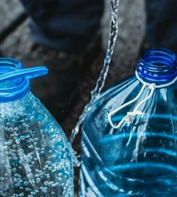 Можливі проблеми з водопостачанням: у Дніпрі містян просять зробити запаси води