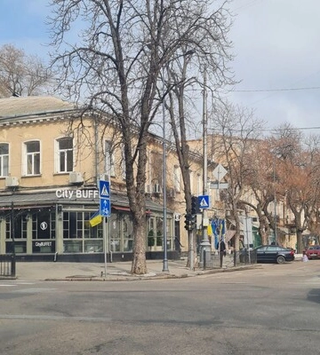 Росіяни атакували енергетичний об&#039;єкт в Одесі, частина міста залишилася без світла