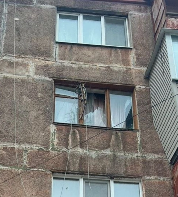Понівечені будинки та вибиті вікна: наслідки ракетної атаки росіян по Дніпру