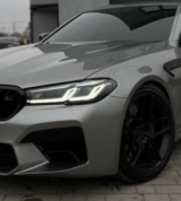Від 1,5 мільйона гривень і вище: ТОП-10 найдорожчих автомобілів, які продають у Виноградові
