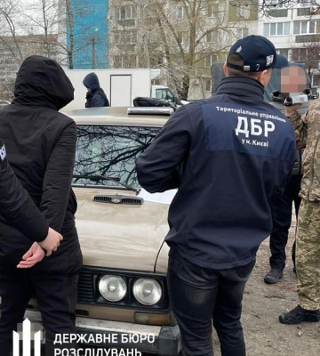 В Черкассах правоохранитель за деньги &quot;отмазывал&quot; уклонистов