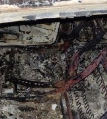 Викрали та підпалили легковик - у Миколаївському районі поліцейські викрили двох молодиків за підозрою у скоєнні злочинів