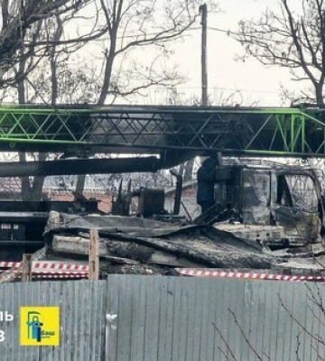 Партизани в окупованому Маріуполі спалили російську техніку. ФОТОрепортаж