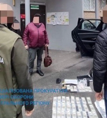 Экс-директор ГП Минобороны и предприниматель разоблачены на взятке $600 тысяч