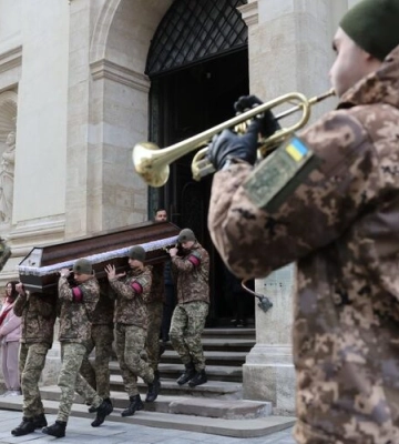 Львів прощається з кадровим військовим Віталієм Поповим та  бійцем 128-ї гірсько-штурмової Закарпатської бригади  Юрієм Лозинським