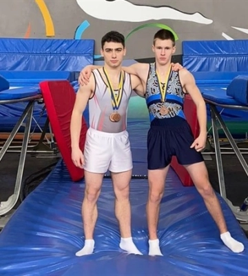 Дніпровські спортсмени – призери Чемпіонату України зі стрибків на батуті