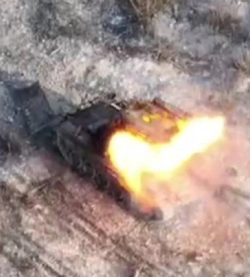 Волинські «ворони» перетворили російський танк на купу металобрухту (відео)