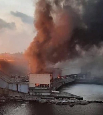 ОГП: По ДніпроГЕС влучили вісім ракет, вона виведена з ладу