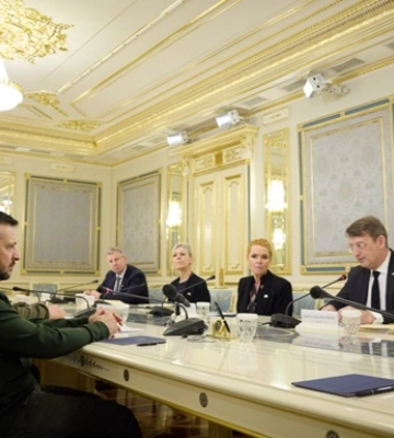 Зеленський обговорив із міністром оборони Данії посилення ППО України
