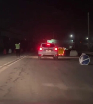 У Запоріжжі запустили рух легкових авто греблею ДніпроГЕС. ВIДЕО