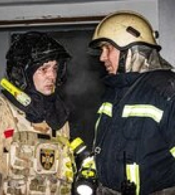 В Харькове под атаку дронов попали сотрудники экстренных служб: есть раненые – фото