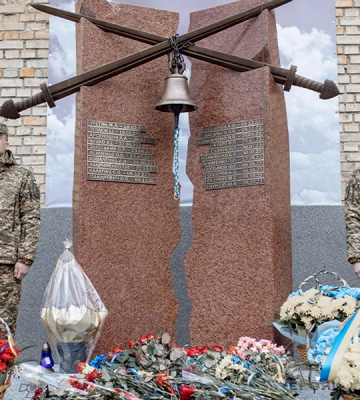 У Києві відкрили меморіал загиблим нацгвардійцям