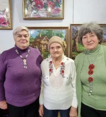 В Артхабі «Вінграновський» відбулося відкриття благодійної виставки робіт майстринь Первомайська