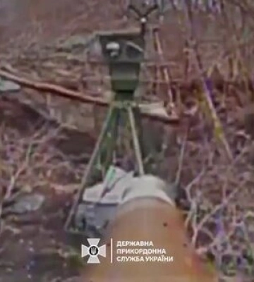 Пограничники уничтожили вражеский комплекс дальнего визуального наблюдения "Муром-П". ВИДЕО