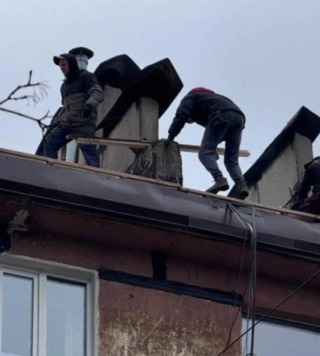 На Дніпропетровщині загорівся дах будинку