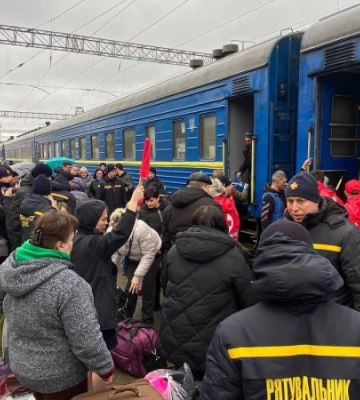 Рівненщина прийняла перший евакуаційний потяг із Донеччини