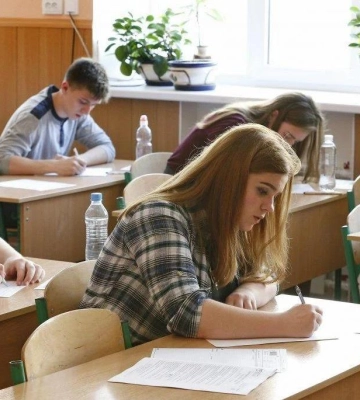 Школярі Полтавщини вивчатимуть фінансову грамотність