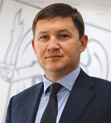 &quot;Бывшая&quot; - миллионерша, Козин и инвест-мама: журналисты обнаружили элитное имущество у родственников директора Киевского&amp;hellip;