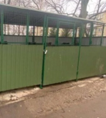 На Петлюри у Львові облаштували ще один сучасний майданчик для збору відходів