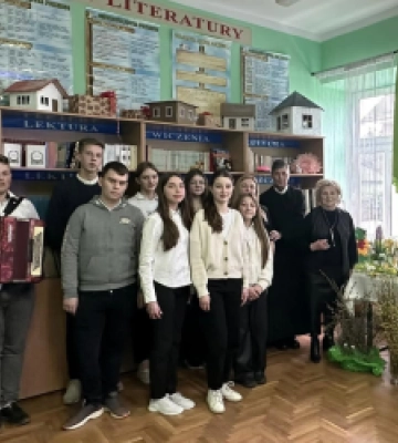 У ліцеї Мостиської ТГ провели конкурс Великодніх традицій