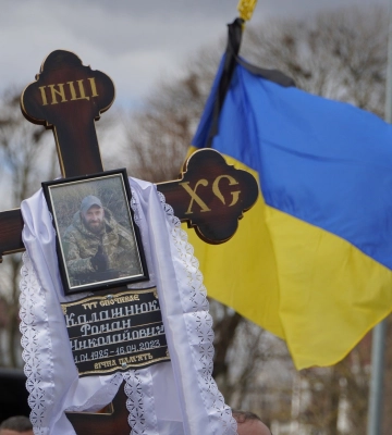 На Волині попрощалися з Романом Калашнюком, який загинув під час евакуації пораненого побратима