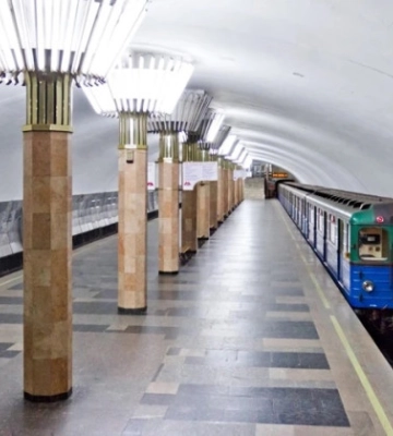 У Харкові на четвертий день після ракетного удару по енергетиці запустили метрополітен