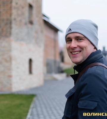 «Вивчаю історію Луцька 17 років. Не набридло». Олександр Котис – про нові книги, перейменування вулиць і Парк пам’яті. Інтерв’ю