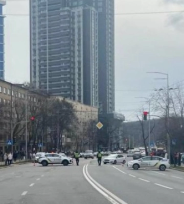 У Печерському районі Києва на вулиці Бойчука ускладнений рух транспорту