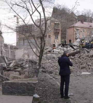 В Киеве ракета уничтожила корпус Академии Бойчука: травмирована заведующая лабораторией