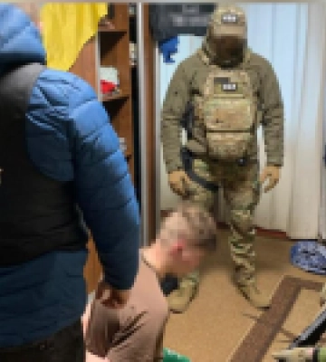 СБУ затримала «крота» фсб, який намагався влаштуватися до поліції, щоб шпигувати за «Гвардією наступу» та підрозділами ЗСУ