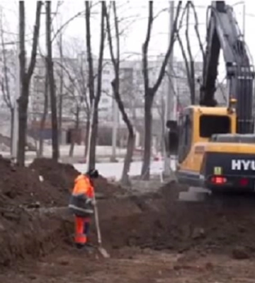 Оккупанты в Мариуполе уничтожают экскаваторами археологический памятник V тыс. до н.э. Видео