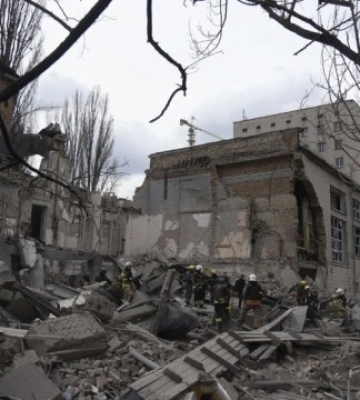 У Києві кількість постраждалих через ракетну атаку зросла до дев’яти