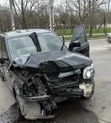 На пр. Богоявленському сталася моторошна аварія
