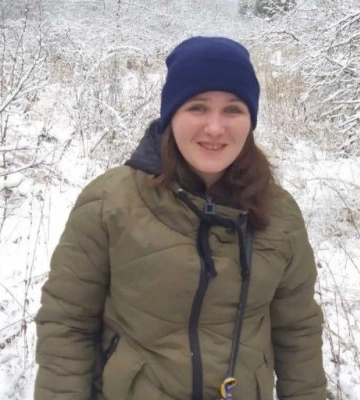 Вийшла з лікарні та зникла безвісти: на Київщині розшукують 25-річну дівчину