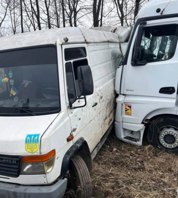 У смертельнй ДТП в Рівненському районі загинув пасажир мікроавтобуса