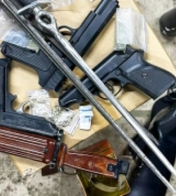 На Миколаївщині поліціянти перекрили міжрегіональний канал збуту наркотиків та зброїполіціянти перекрили міжрегіональний канал збуту наркотиків та зброї