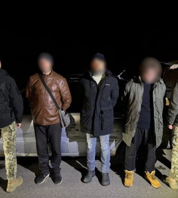 У Чернівецькій області затримали ухилянтів, які намагалися доїхати до кордону за 5,5 тисяч євро