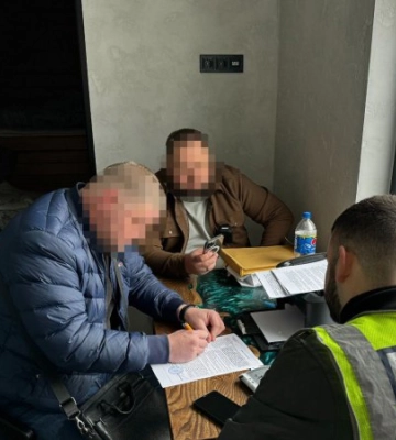 На Одещині голова ВЛК отримав підозру у продажі довідок про “непридатність”