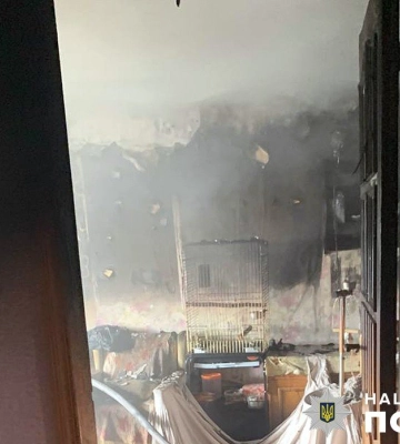 Пожежа у будинку біля Полтави: людину госпіталізували до лікарні