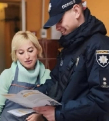 На Первомайщині поліціянти навчали мешканців як не стати жертвою шахрайїв