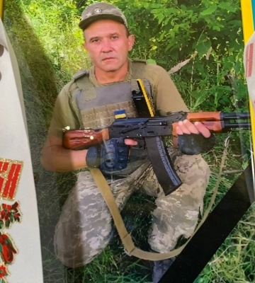 У Полтавській громаді попрощалися із загиблим військовим Андрієм Задорожнім
