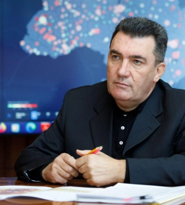 Зеленський звільнив Данілова з посади секретаря РНБО: хто його замінив