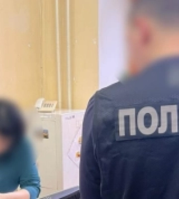Нарахували понад 270 тисяч гривень фіктивним працівникам: на Одещині повідомили підозри службовцям та підставним особам